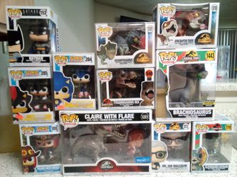 10 Funko Pop Bundle Jurassic Park/World, Sonic, And Batman