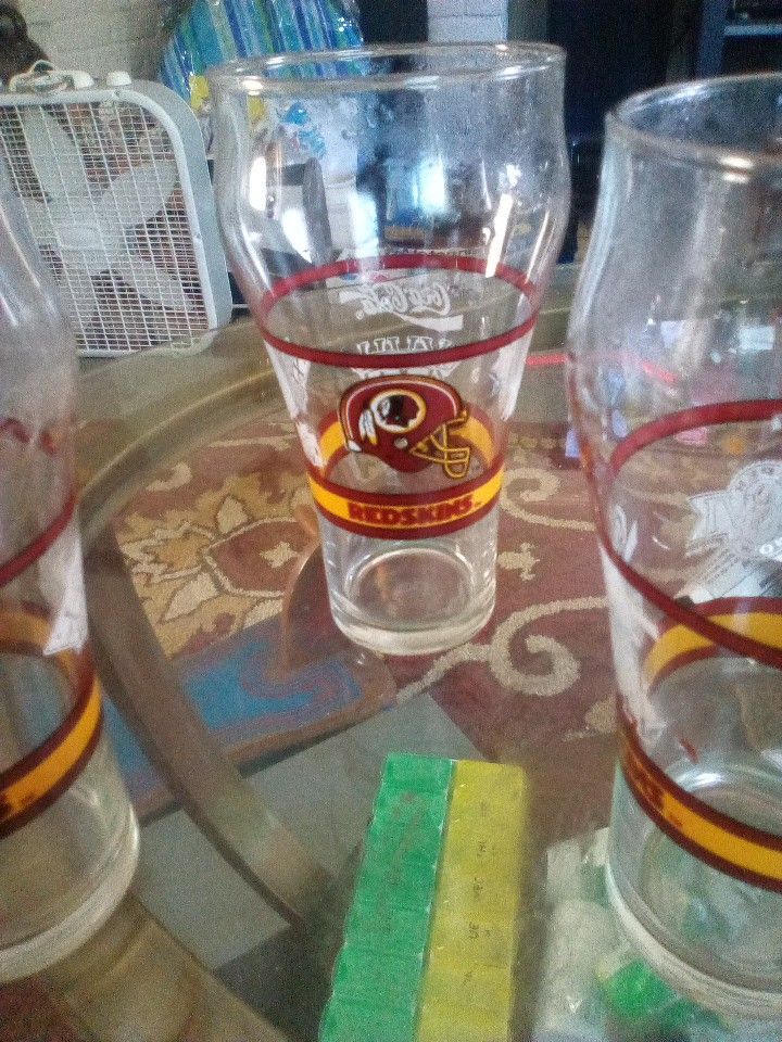 1988 Super Bowl , 22 . No Chips , Cracks,