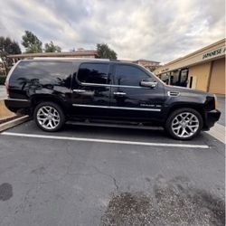 2011 Cadillac Escalade ESV