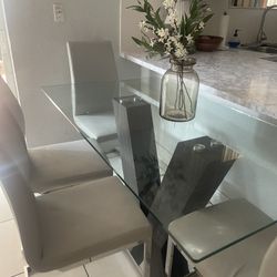Dinning Table  (4 Chairs Optional)