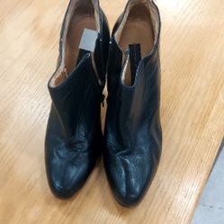 Women's Boots Heel Shoes Size 9