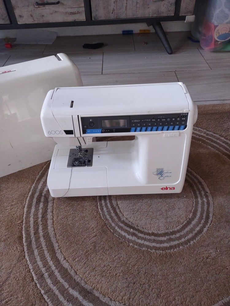 Embroidery Machine ELNA 6005 Heirloom Edition for Sale in Roseville, CA