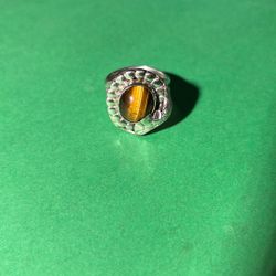 Sterling Silver Ring w/ Tigers Eye Stone 