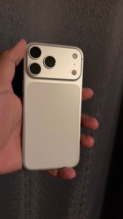 iPhone 17 pro max