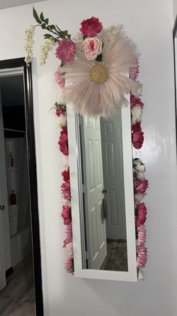 Mirror with storage