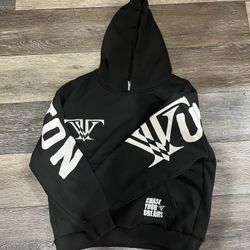 Chase your dreams Black hoodie