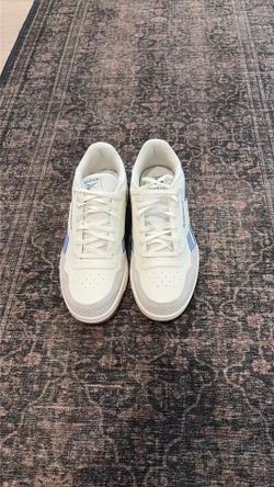 Reebok Sneakers