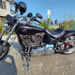 Harley-Davidson Rocker C