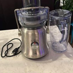 Breville Juicer