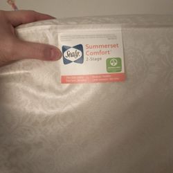 Sealy Crib Mattress/ Toddler Crib Mattress 