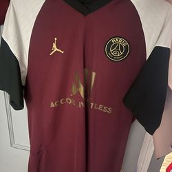 PSG maroon third alternate kit