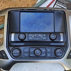 2018 Silverado Radio 
