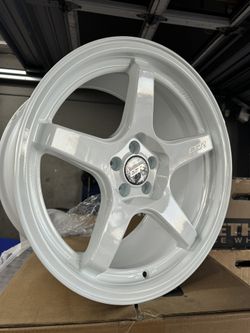 18” ESR AP5C, 5x100, 18x9.5, +35, GLOSS WHITE, SUBURU FITMENT. 