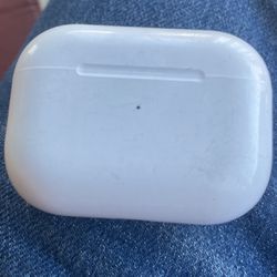 AirPods Pro  With Charger (pickup Only) Used