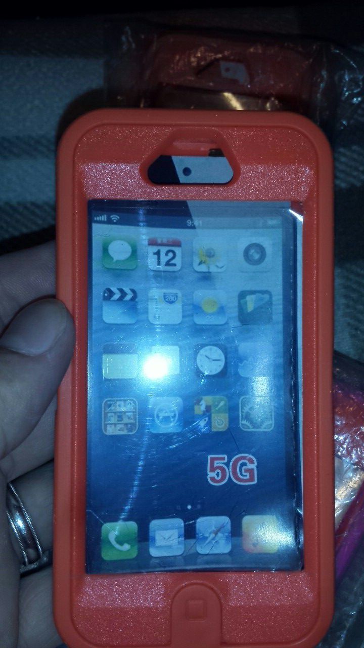 IPhone 5g case orange