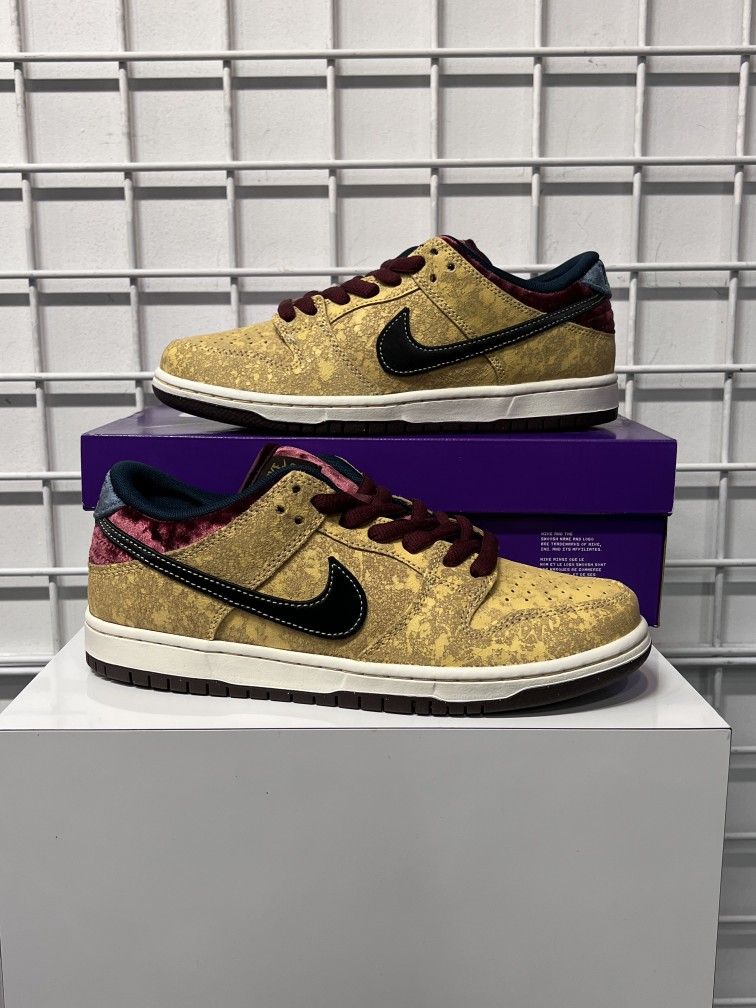 Nike SB Dunk Low Cinema Size 8.5