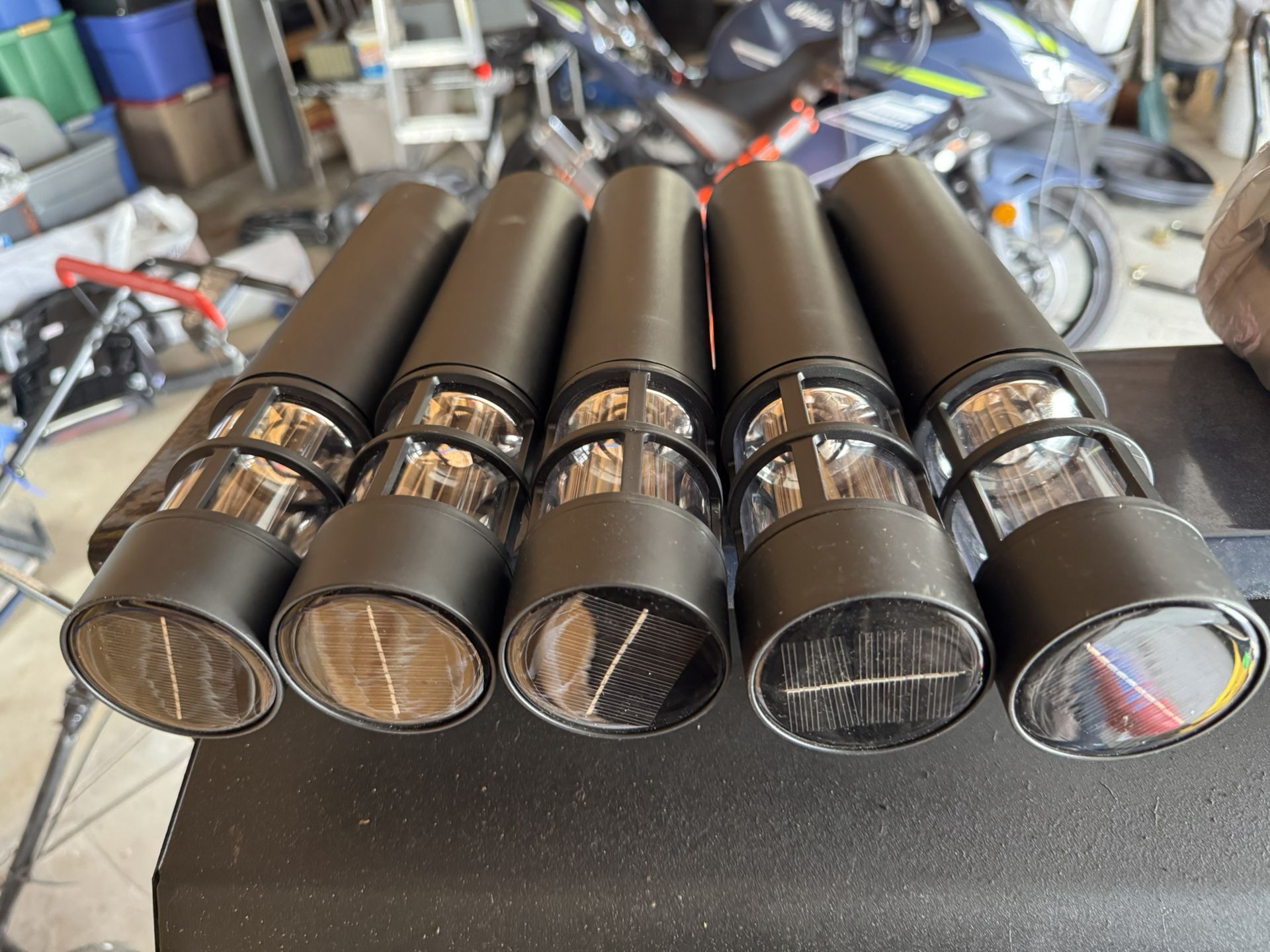 6 Solar Lights