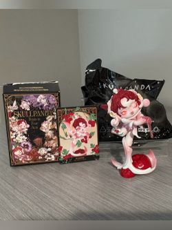 POP MART SKULLPANDA The Fairy's Trick Petals in Four Acts Figure