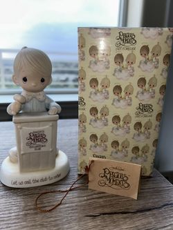 Precious Moments 1983 Collectors Club Membership Figurine 