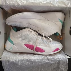 Size 10.5 - Nike Jordan Luka 1