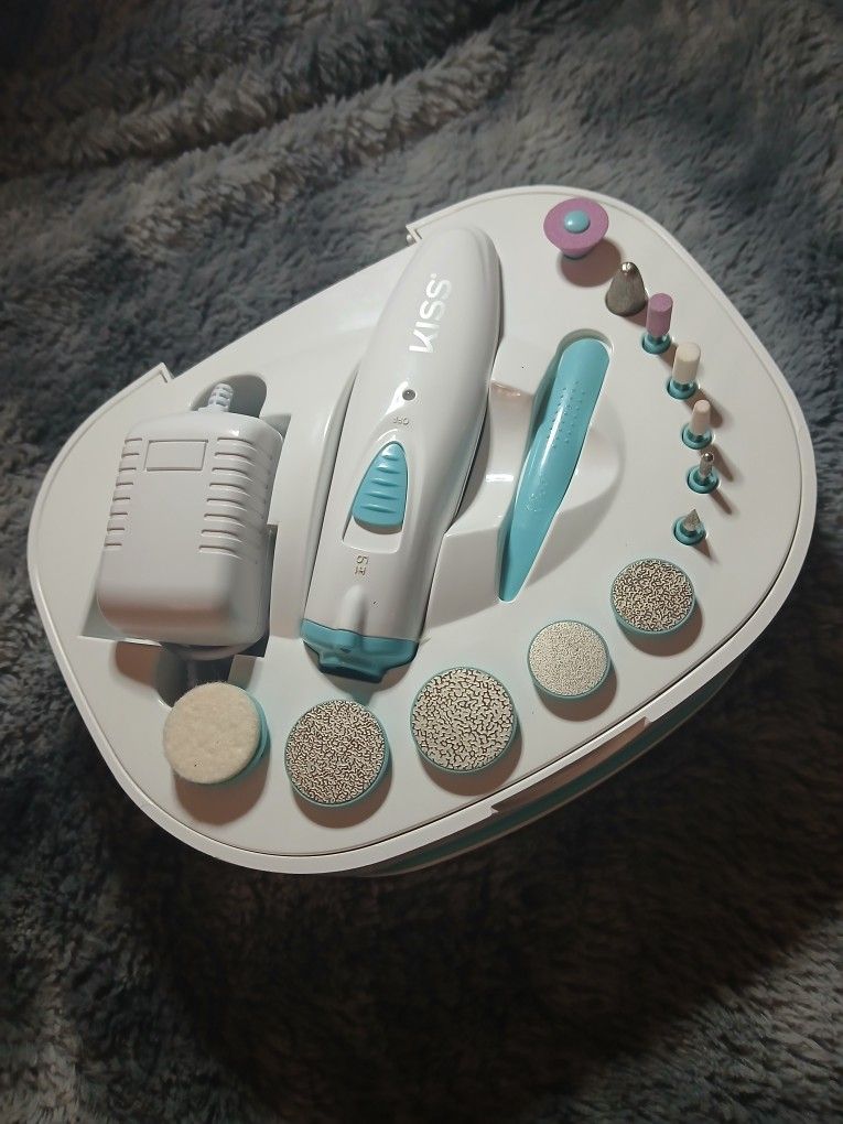 Kiss Power File Rechargeable Nail Kit & Storage Case