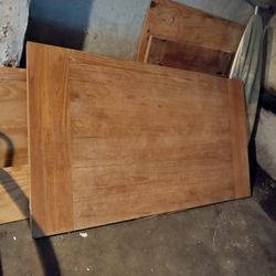 Sturdy Wooden Table With Foldable Ends 76 In X 42 In