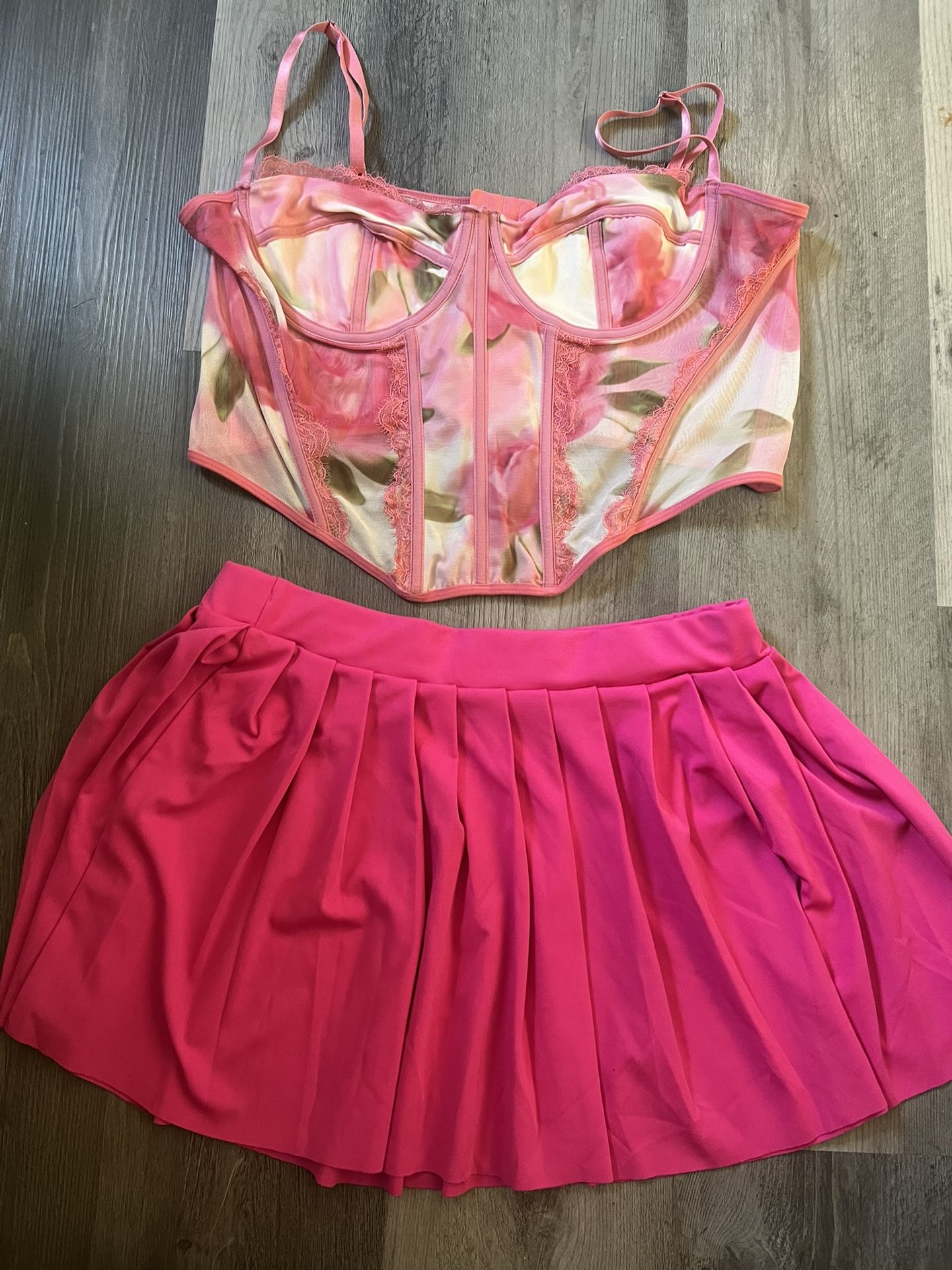 Women Plus Size Corset Top & Mini Skirt