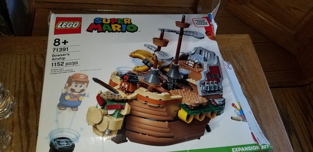 Lego super Mario and browser ship