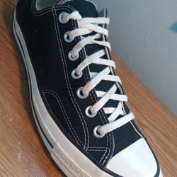 Converse All Stars  Men's 10.5 Woman's 12.5