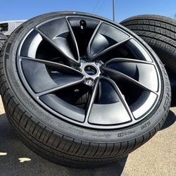  4x OEM 2026 Tesla Model 3 Performance 20" Warp Wheels and PIRELLI A/S 100% TPMS