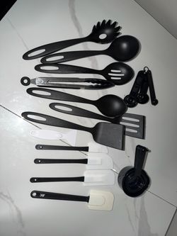 Black Kitchen Utensil Set