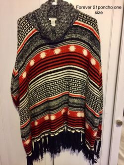 Forever 21 poncho. One size.