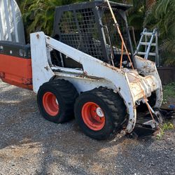 Bobcat 753