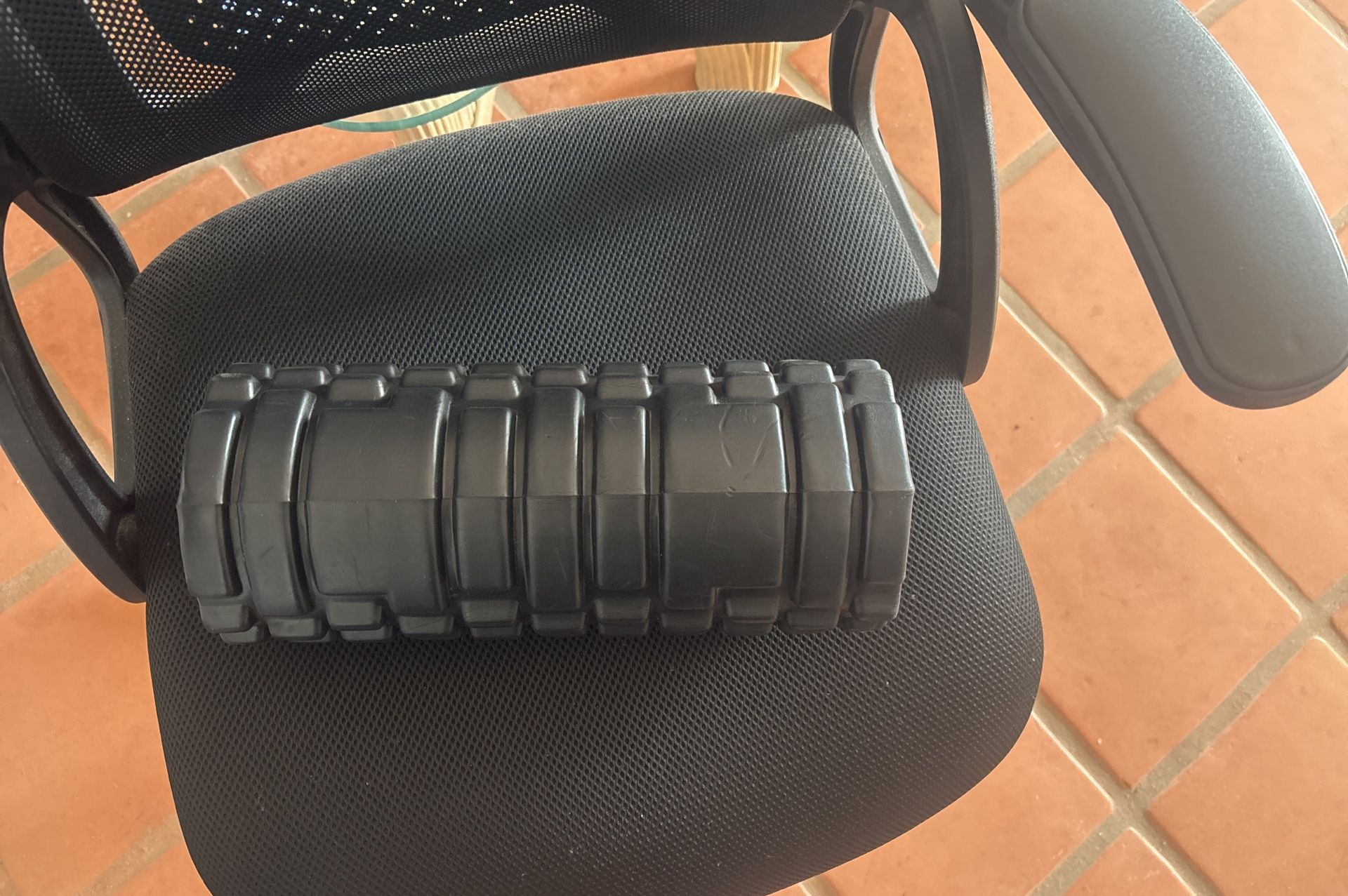 Acupressure foam roller