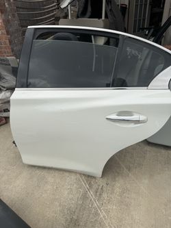 Parting out 2016 Infiniti Q50