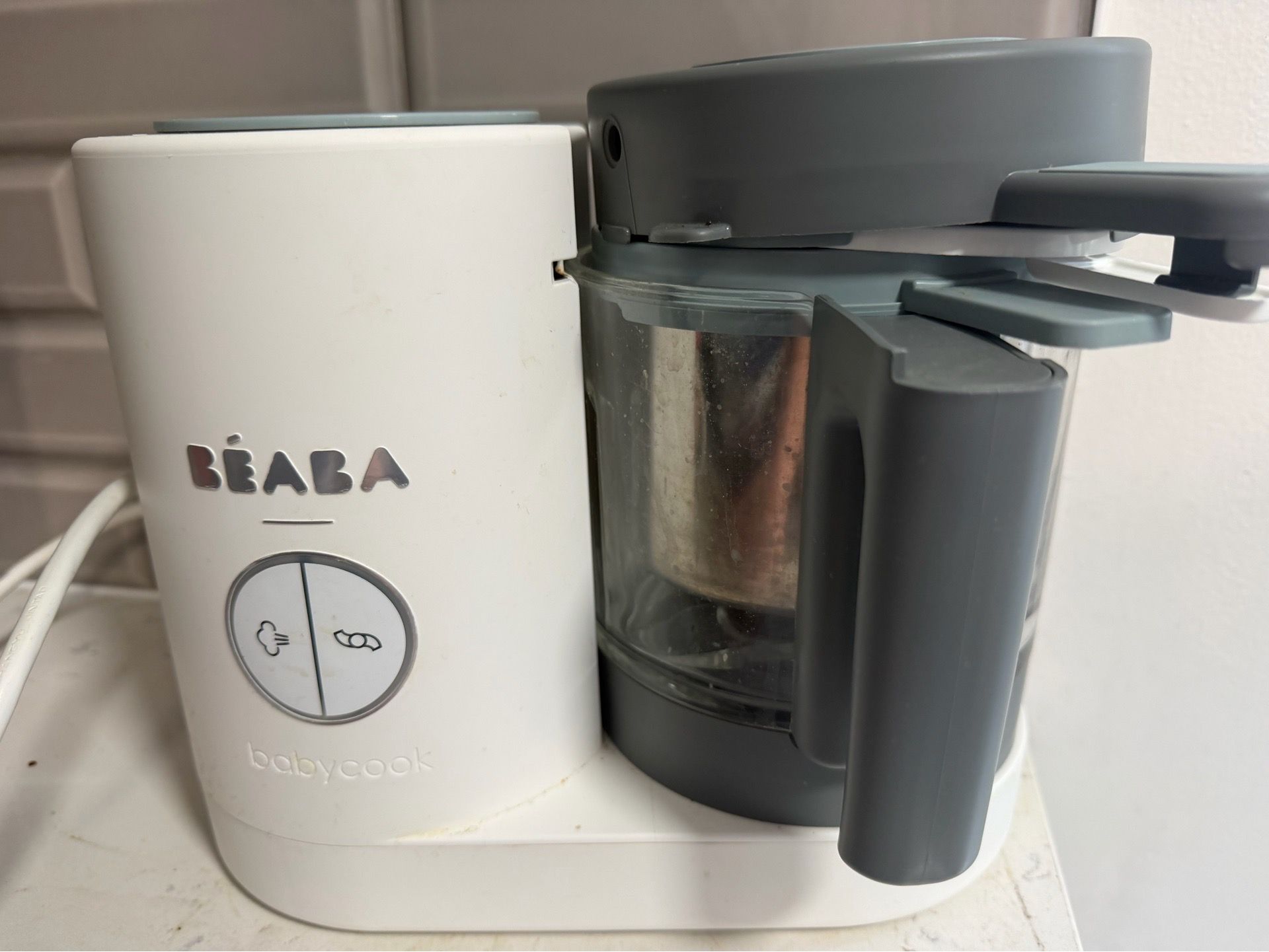 Beaba glass baby food maker