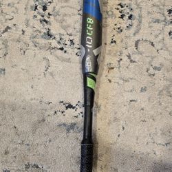 DeMarini CF8 Fastpitch Softball Bat