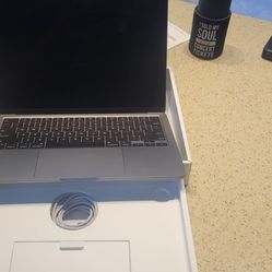 Apple MacBook Air A2861