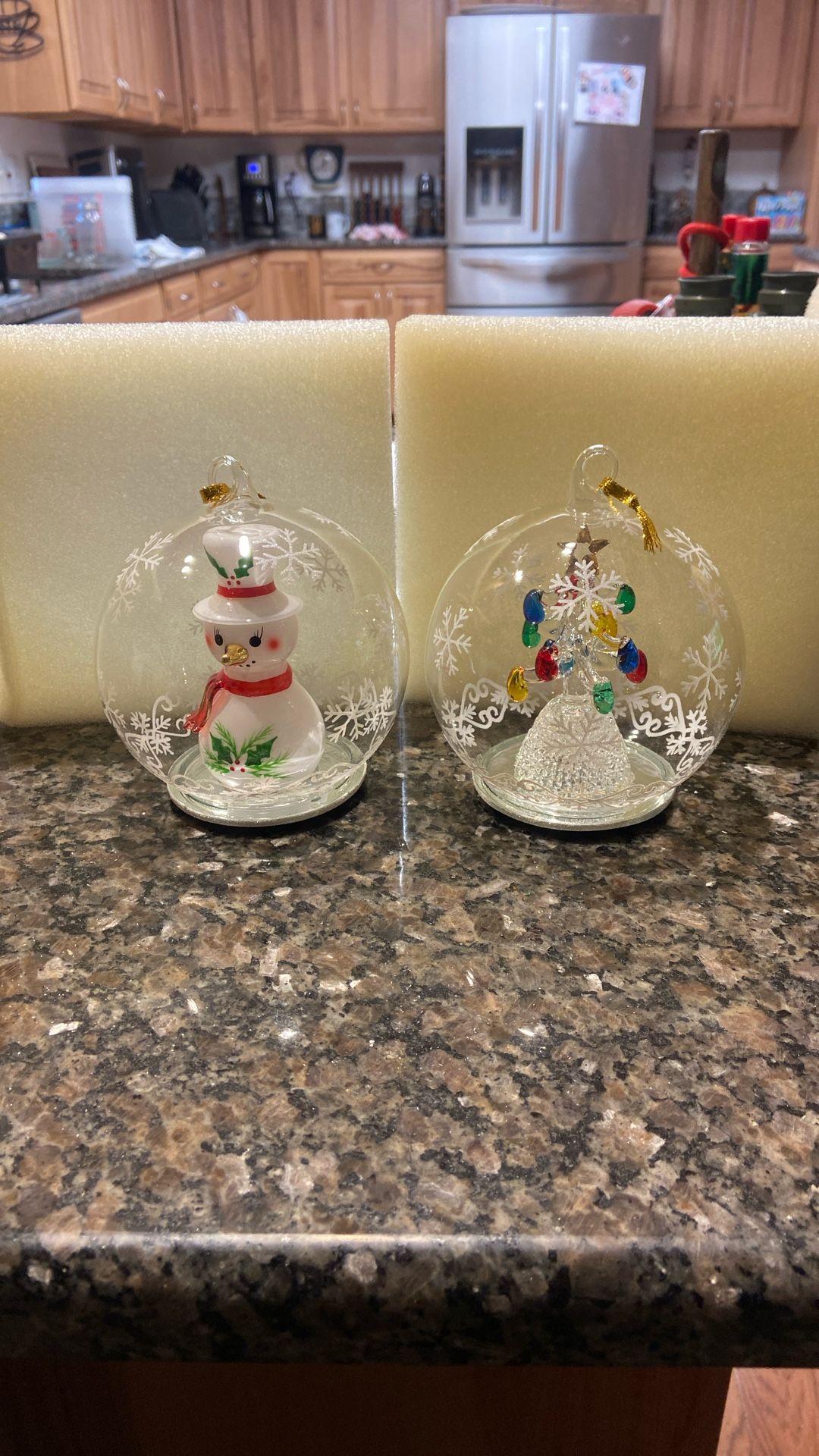 Christmas Tree Globe.