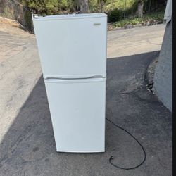 10 Cubic Tall Household 2 Door Mini Fridge Refrigerator With Freezer (free delivery)
