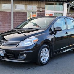2011 NISSAN VERSA 1.8 SL
