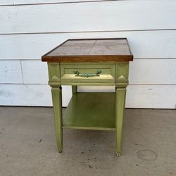 Vintage Mid-Century Italian Provincial End Table By Brandt With Dovetail Drawer.