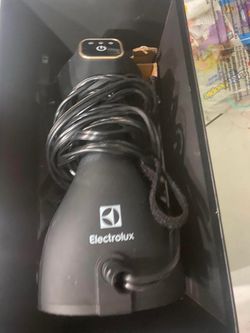 Electrolux Portable Handheld Garment and Fabric Steamer 1500 Watts - Black Gold