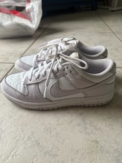 Nike Dunk Low Women’s size 7