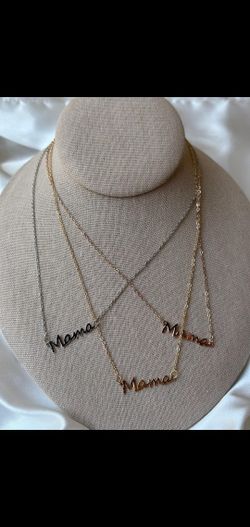 Mama Necklace