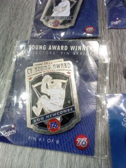 Dodgers pins I have #9 pins available 40$