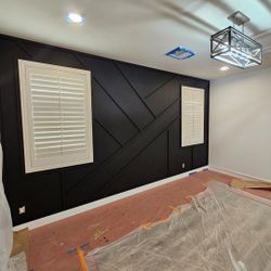 Decrotive Wall