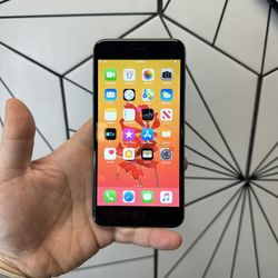 iPhone 6 Plus Unlocked iOS 12.5 phone is like New