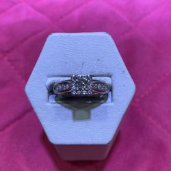 14KT White Gold Diamond Ring