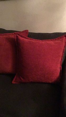 DEEP RED FEATHERS SOFA PILLOW